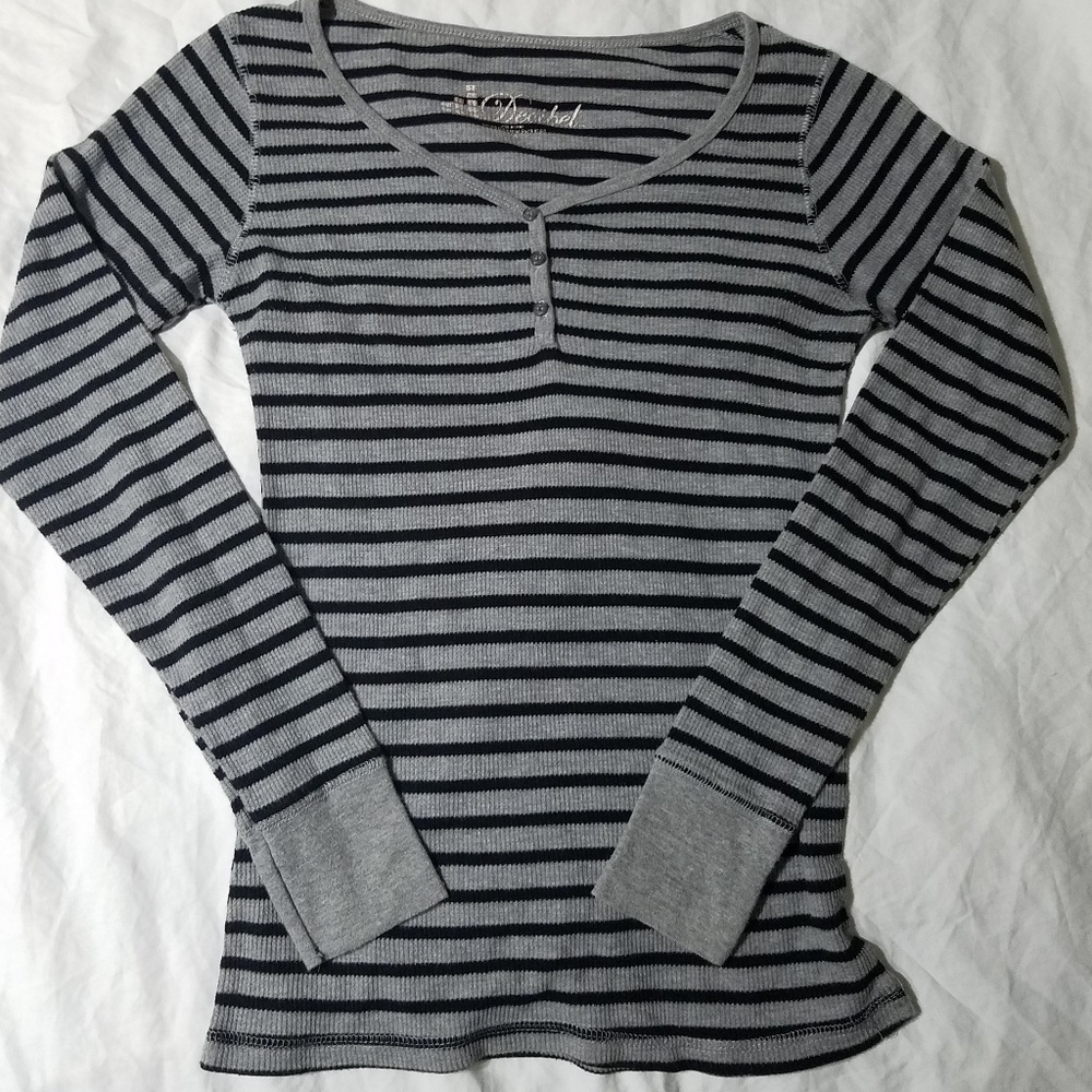 Black & grey long sleeved shirt